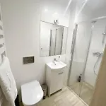 Land House Δωμάτια σε οικογενειακή κατοικία *