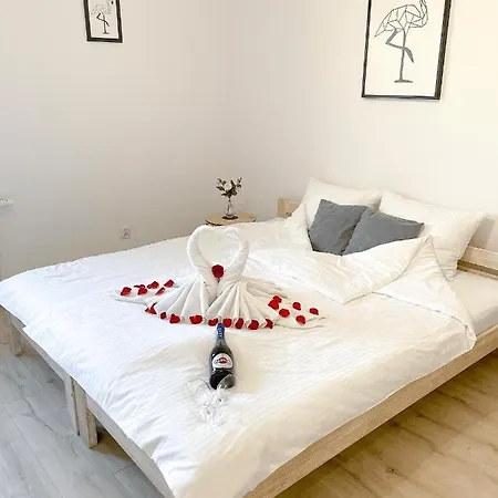 Land House Kwatera prywatna *