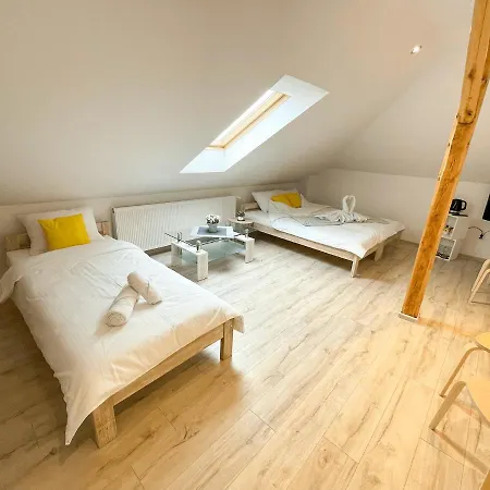 Land House *