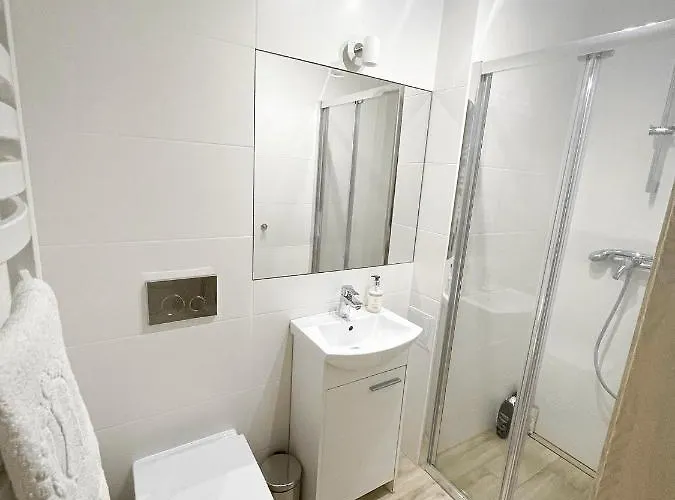 Land House Privatunterkunft *