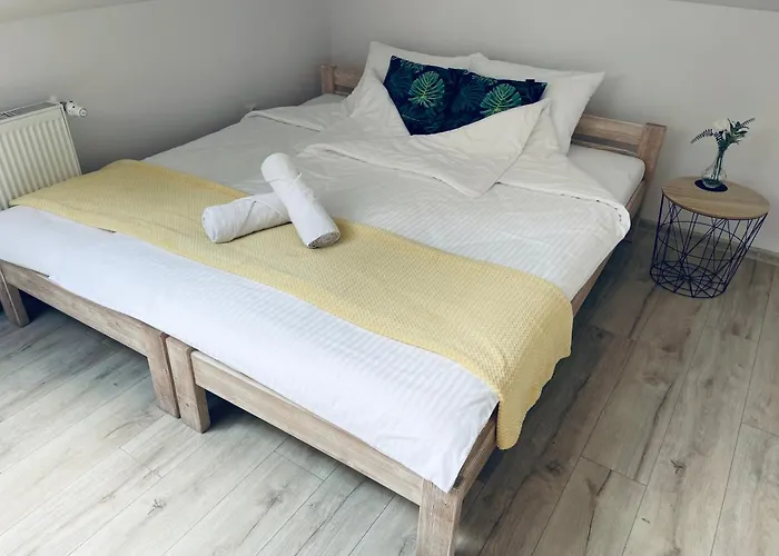 Land House 扎托尔